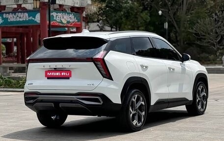 Geely Atlas, 2023 год, 2 590 000 рублей, 14 фотография