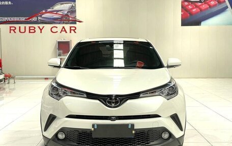 Toyota C-HR I рестайлинг, 2021 год, 2 100 000 рублей, 4 фотография