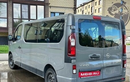 Opel Vivaro B, 2016 год, 1 850 000 рублей, 2 фотография