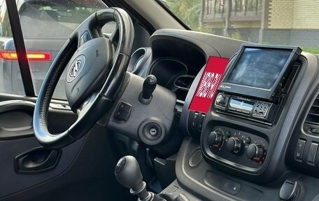 Opel Vivaro B, 2016 год, 1 850 000 рублей, 6 фотография