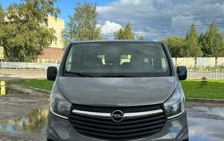 Opel Vivaro B, 2016 год, 1 850 000 рублей, 10 фотография