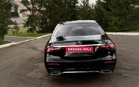 Mercedes-Benz E-Класс, 2021 год, 5 900 000 рублей, 5 фотография