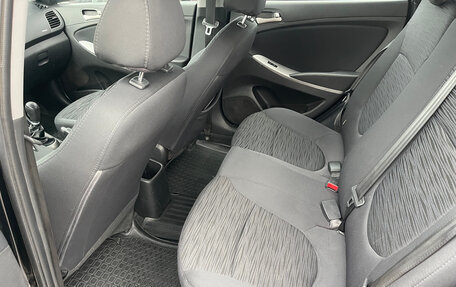 Hyundai Solaris II рестайлинг, 2014 год, 730 000 рублей, 8 фотография