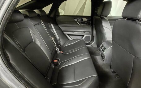 Jaguar XF II, 2016 год, 2 045 000 рублей, 12 фотография