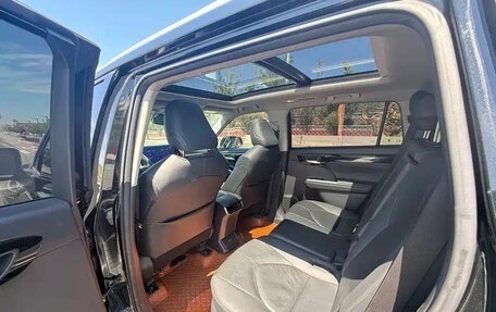 Toyota Highlander, 2021 год, 3 025 000 рублей, 14 фотография