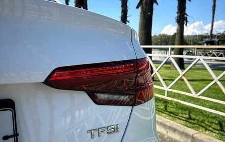 Audi A4, 2017 год, 1 950 000 рублей, 7 фотография