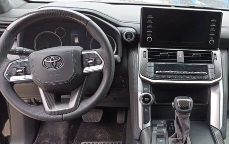 Toyota Land Cruiser, 2022 год, 10 299 000 рублей, 8 фотография