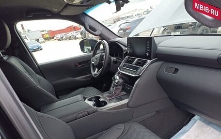 Toyota Land Cruiser, 2022 год, 10 299 000 рублей, 7 фотография