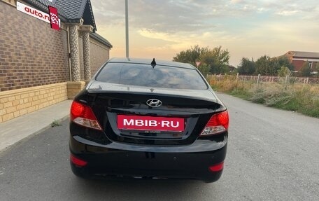 Hyundai Solaris II рестайлинг, 2014 год, 650 000 рублей, 2 фотография