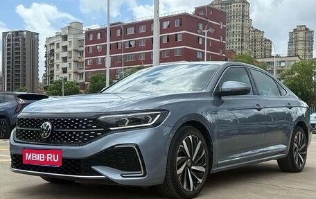 Volkswagen Passat B8 рестайлинг, 2021 год, 2 290 000 рублей, 1 фотография