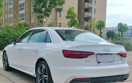 Audi A4, 2021 год, 2 400 000 рублей, 4 фотография