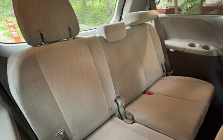 Toyota Sienna III, 2017 год, 3 000 000 рублей, 19 фотография