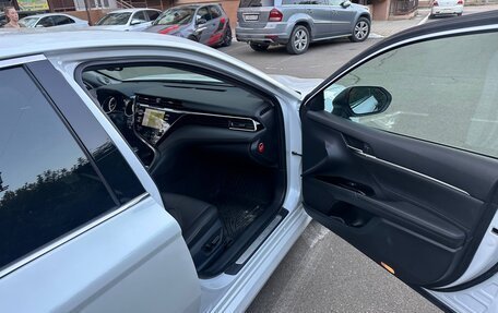 Toyota Camry, 2018 год, 2 500 000 рублей, 5 фотография
