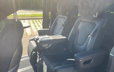 Mercedes-Benz V-Класс, 2025 год, 13 600 000 рублей, 9 фотография