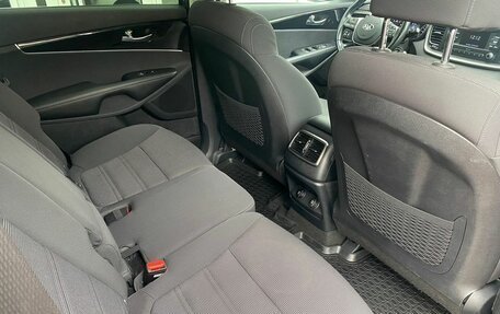 KIA Sorento III Prime рестайлинг, 2018 год, 2 099 000 рублей, 15 фотография