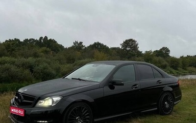 Mercedes-Benz C-Класс, 2013 год, 1 750 000 рублей, 1 фотография