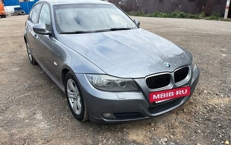 BMW 3 серия, 2011 год, 875 000 рублей, 3 фотография
