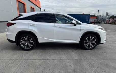 Lexus RX IV рестайлинг, 2021 год, 5 600 000 рублей, 8 фотография