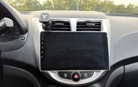 Hyundai Solaris II рестайлинг, 2014 год, 1 250 000 рублей, 10 фотография