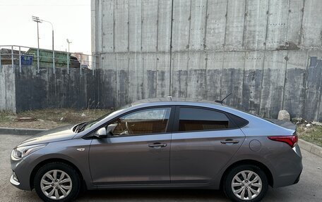 Hyundai Solaris II рестайлинг, 2019 год, 1 790 000 рублей, 3 фотография