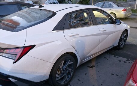 Hyundai Elantra, 2024 год, 2 290 000 рублей, 6 фотография