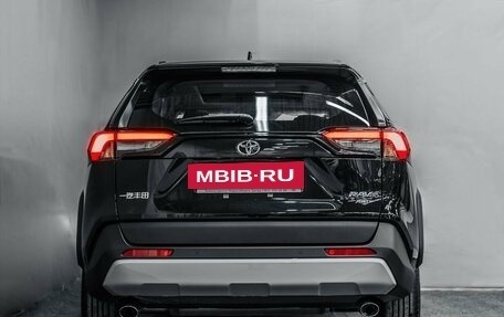 Toyota RAV4, 2025 год, 4 630 000 рублей, 7 фотография