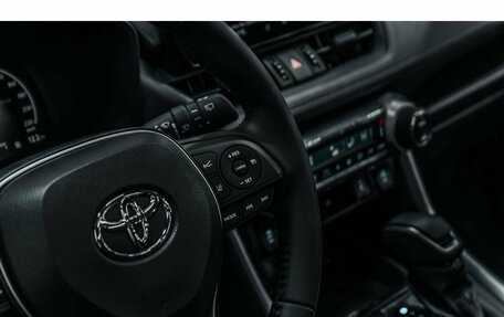 Toyota RAV4, 2025 год, 4 630 000 рублей, 22 фотография