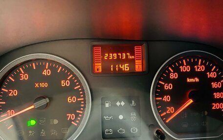 Renault Logan I, 2012 год, 380 000 рублей, 14 фотография