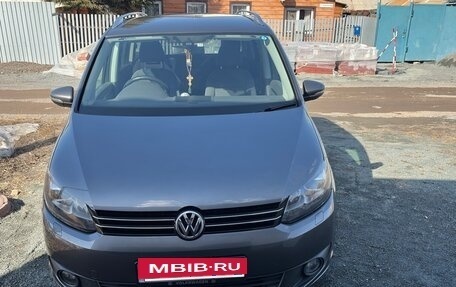 Volkswagen Touran III, 2011 год, 1 250 000 рублей, 10 фотография