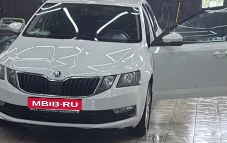 Skoda Octavia, 2020 год, 1 600 000 рублей, 2 фотография