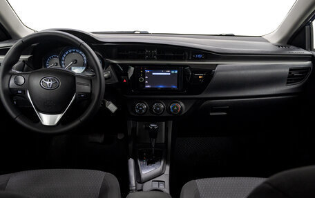 Toyota Corolla, 2013 год, 1 200 000 рублей, 19 фотография