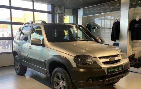 Chevrolet Niva I рестайлинг, 2017 год, 600 000 рублей, 2 фотография