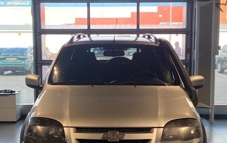 Chevrolet Niva I рестайлинг, 2017 год, 600 000 рублей, 3 фотография