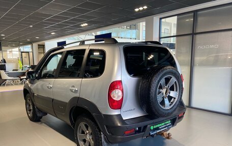 Chevrolet Niva I рестайлинг, 2017 год, 600 000 рублей, 5 фотография