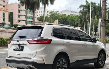 Ford Edge II рестайлинг, 2021 год, 2 300 000 рублей, 4 фотография