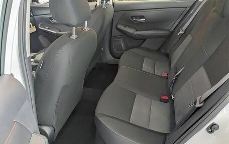 Nissan Sentra, 2025 год, 4 300 000 рублей, 10 фотография