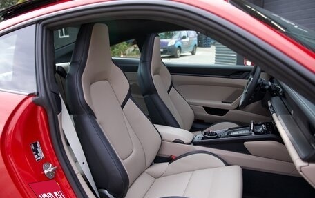 Porsche 911, 2025 год, 31 637 000 рублей, 37 фотография