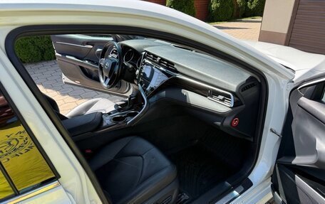 Toyota Camry, 2020 год, 2 745 000 рублей, 12 фотография