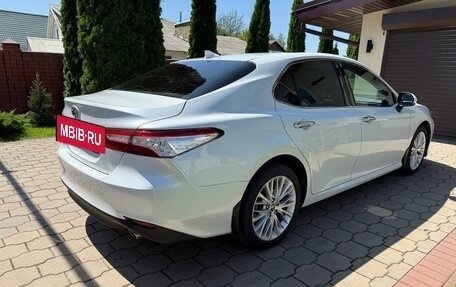 Toyota Camry, 2020 год, 2 745 000 рублей, 4 фотография