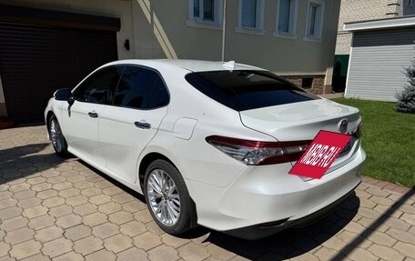 Toyota Camry, 2020 год, 2 745 000 рублей, 2 фотография