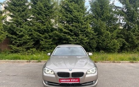 BMW 5 серия, 2012 год, 2 100 000 рублей, 11 фотография