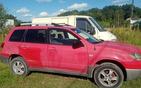 Mitsubishi Outlander III рестайлинг 3, 2003 год, 580 000 рублей, 3 фотография