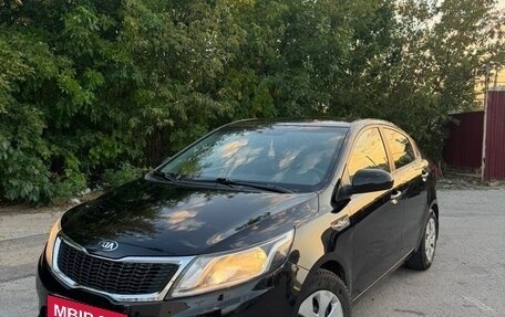 KIA Rio III рестайлинг, 2012 год, 1 030 000 рублей, 1 фотография
