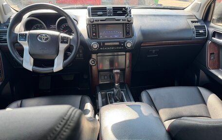 Toyota Land Cruiser Prado 150 рестайлинг 2, 2013 год, 3 250 000 рублей, 8 фотография