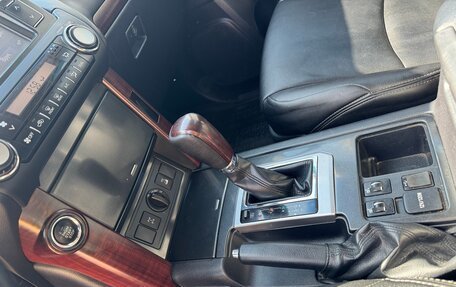 Toyota Land Cruiser Prado 150 рестайлинг 2, 2013 год, 3 250 000 рублей, 10 фотография