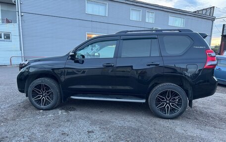 Toyota Land Cruiser Prado 150 рестайлинг 2, 2013 год, 3 250 000 рублей, 6 фотография