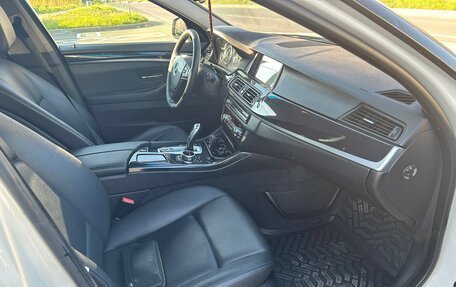 BMW 5 серия, 2013 год, 1 850 000 рублей, 13 фотография