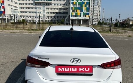 Hyundai Solaris II рестайлинг, 2021 год, 1 785 000 рублей, 23 фотография