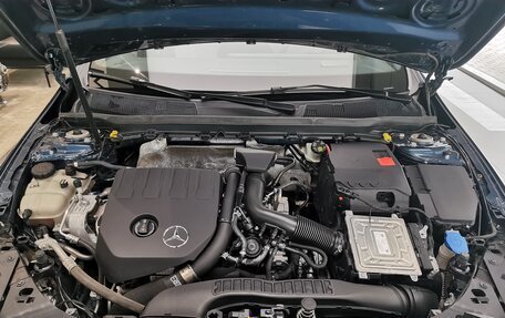 Mercedes-Benz A-Класс, 2021 год, 3 150 000 рублей, 6 фотография