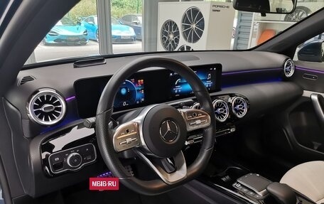 Mercedes-Benz A-Класс, 2021 год, 3 150 000 рублей, 9 фотография
